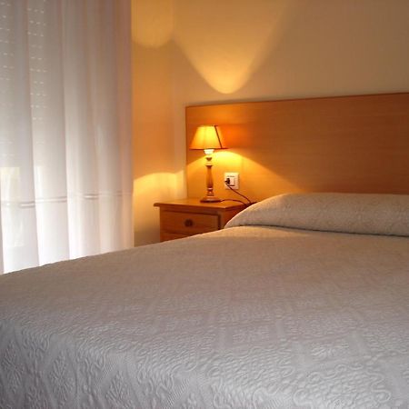 Pio V Hotel Vigo Room photo
