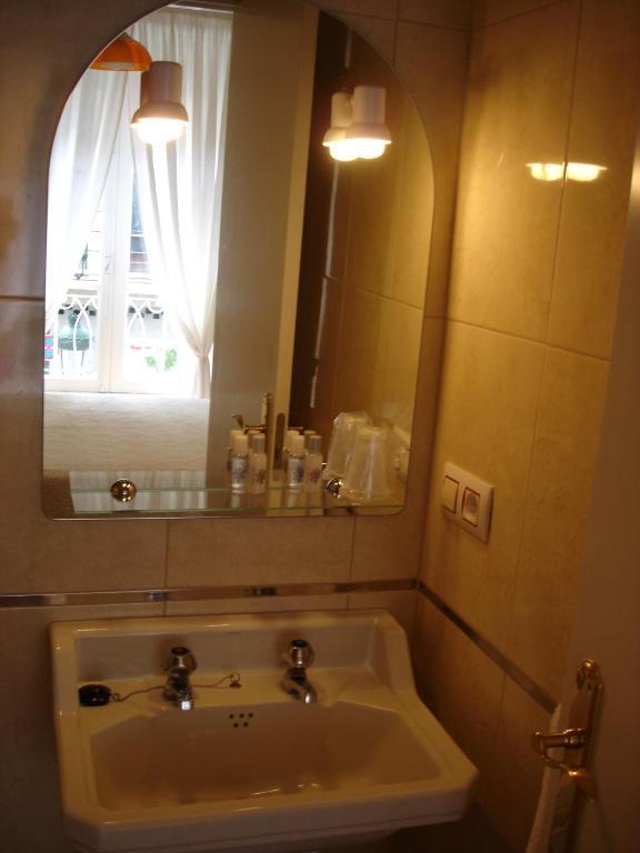Pio V Hotel Vigo Room photo