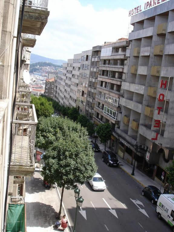 Pio V Hotel Vigo Exterior photo